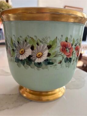 Vintage Vista Alegre porcelain cachepot from Portugal